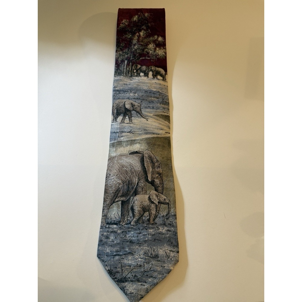 Endangered‎ Species Elephant Tie
